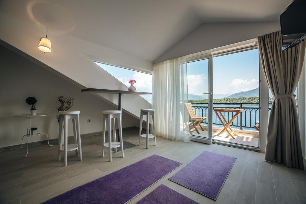 Apartments Harmonia Tivat Exterior photo
